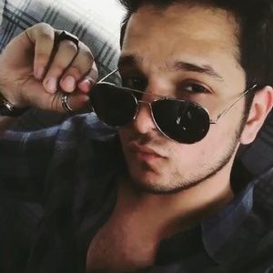 Meet your Posher, Awad